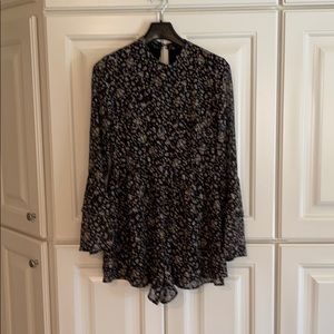 NWT - Q&A Flower Romper